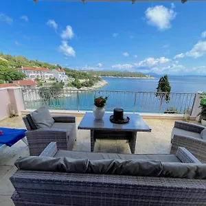  Apartment Paradise House Apart3, 5min Walking Distance To Center